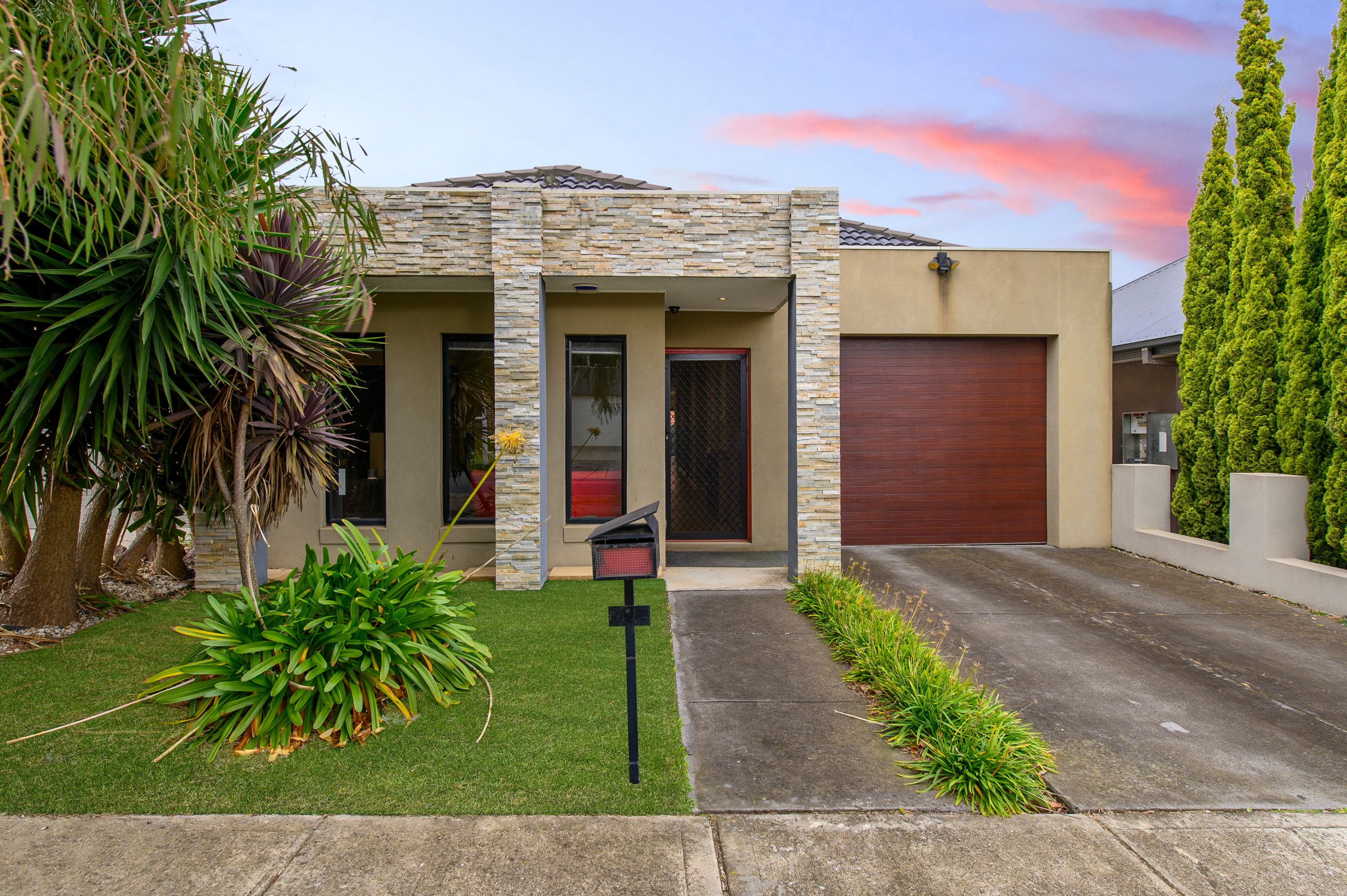 9 Grandstand Avenue, Caroline Springs VIC 3023, Caroline Springs - Image 1