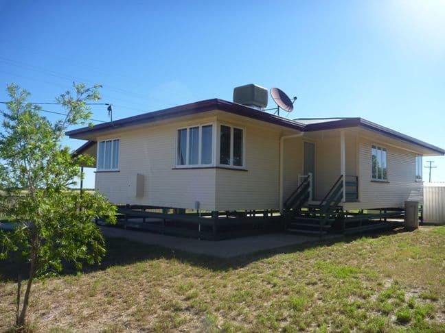 17 Wellshot Street, ILFRACOMBE QLD 4727, Ilfracombe - Image 1