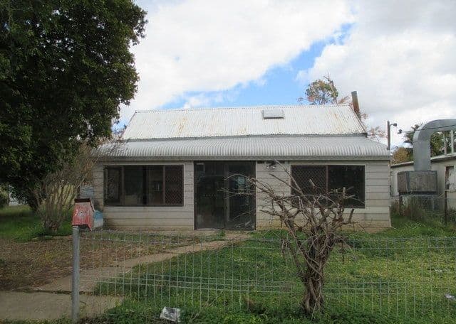 29 Wingadee Street, Coonamble - Image 1