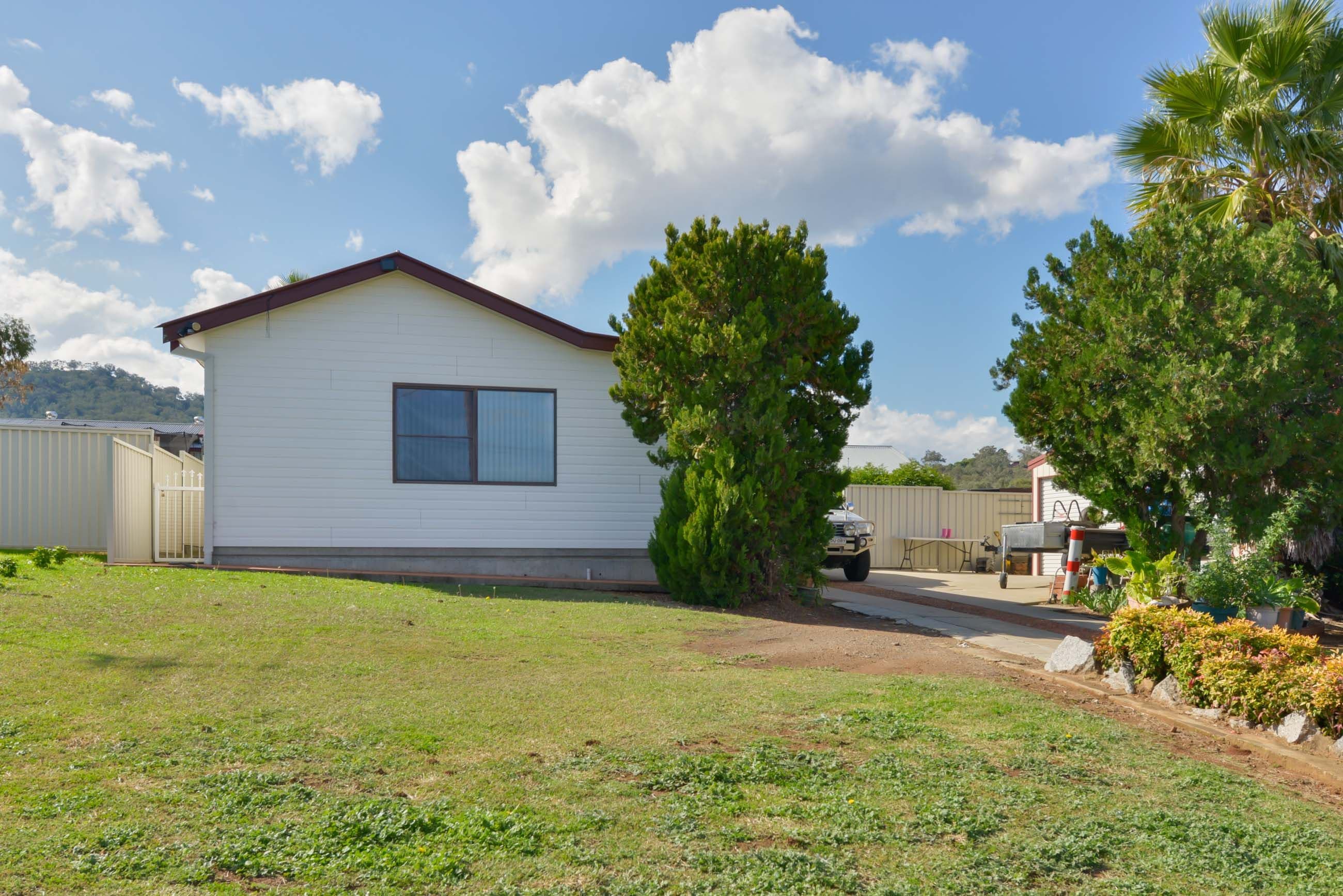 248 Armidale Road, Tamworth - Image 1