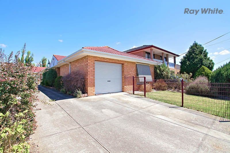 24 Victoria Street, ALTONA MEADOWS VIC 3028, Altona Meadows - Image 1