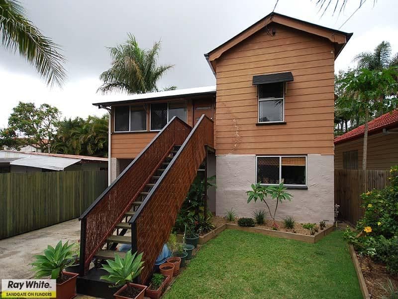 10 Bamford Street, SANDGATE QLD 4017, Sandgate - Image 1