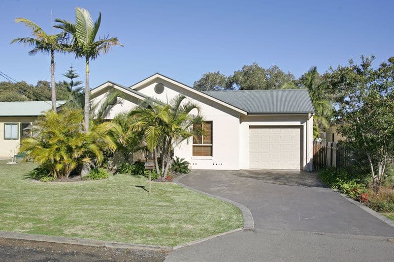 65 McLachlan Avenue, Long Jetty NSW 2261, Long Jetty - Image 1