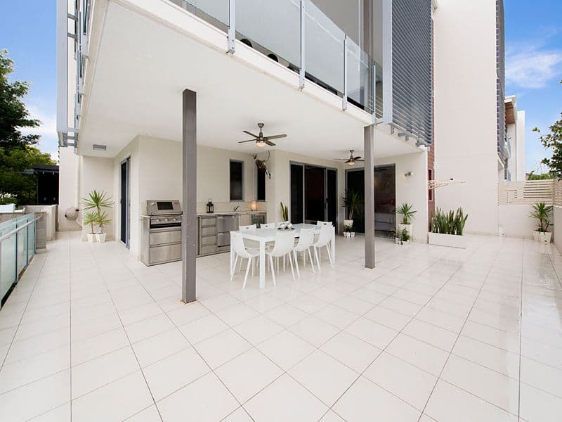 18 Barramul Street, Bulimba QLD 4171, Bulimba - Image 1