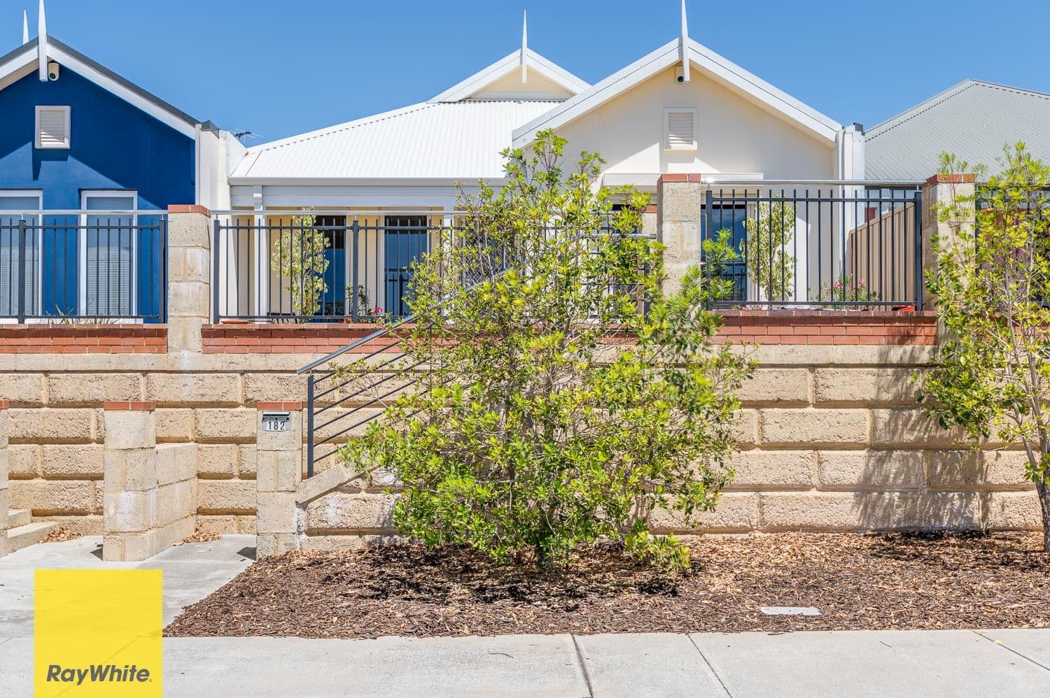 27 Manuka Street, Baldivis, Baldivis - Image 1