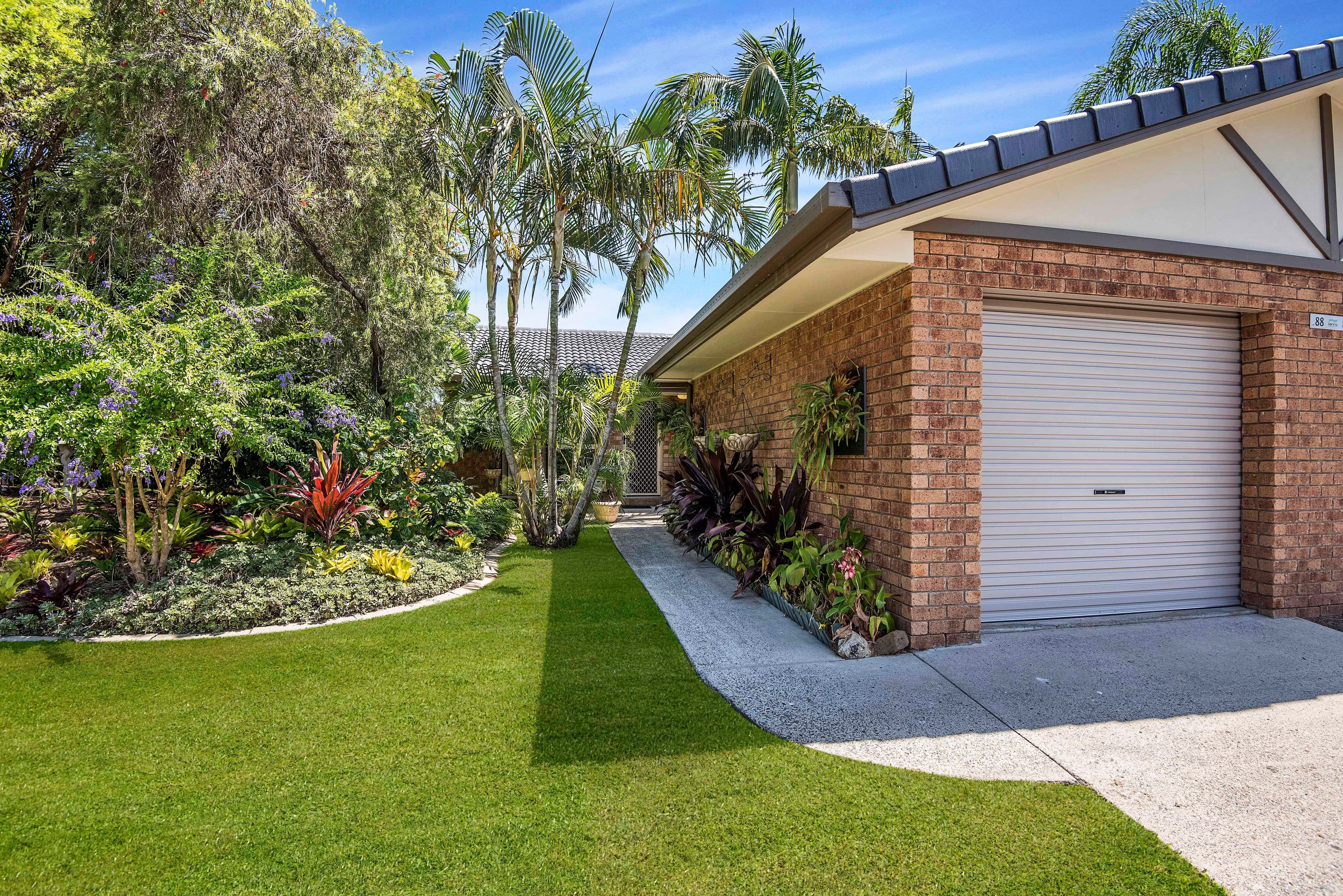 20 Binya Avenue, Tweed Heads - Image 1