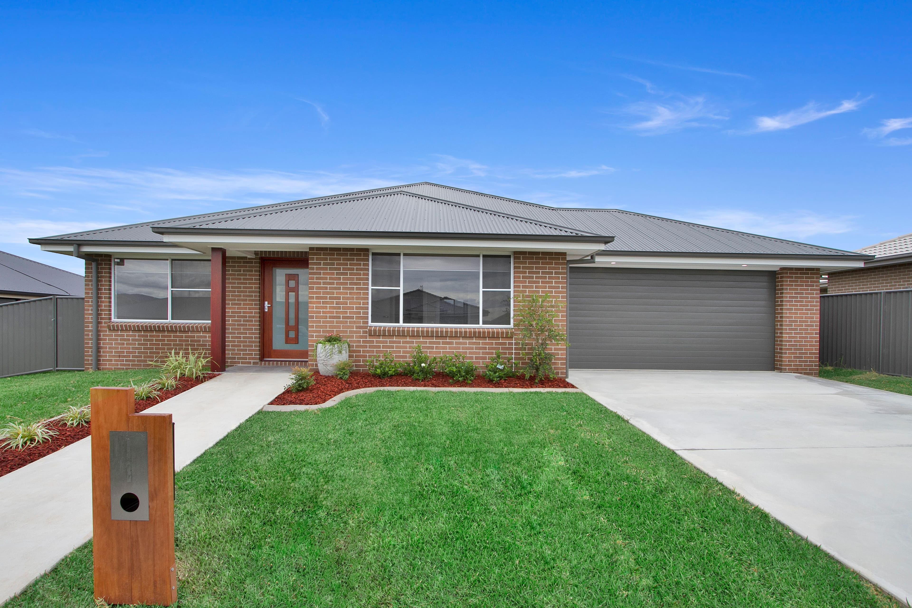8 Kingham Street, Tamworth NSW 2340, Tamworth - Image 1