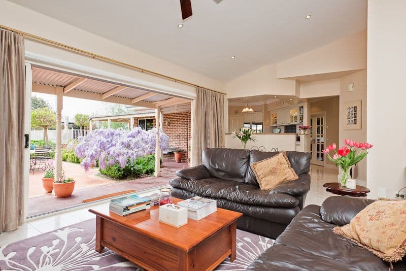 6 Linden Close, MURRUMBATEMAN NSW 2582, Murrumbateman - Image 1