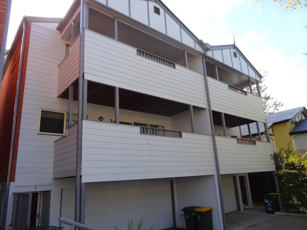 2 Queens Road, TARINGA QLD 4068, Taringa - Image 1
