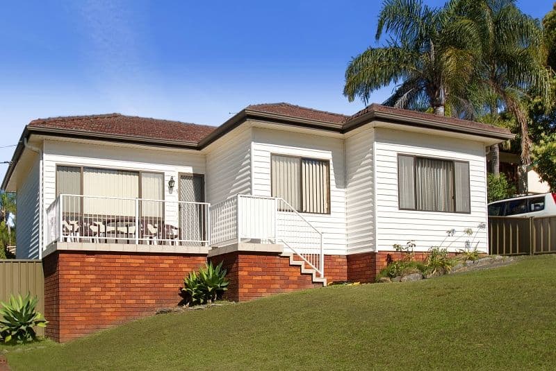 5 Wollybutt Road, ENGADINE NSW 2233, Engadine - Image 1