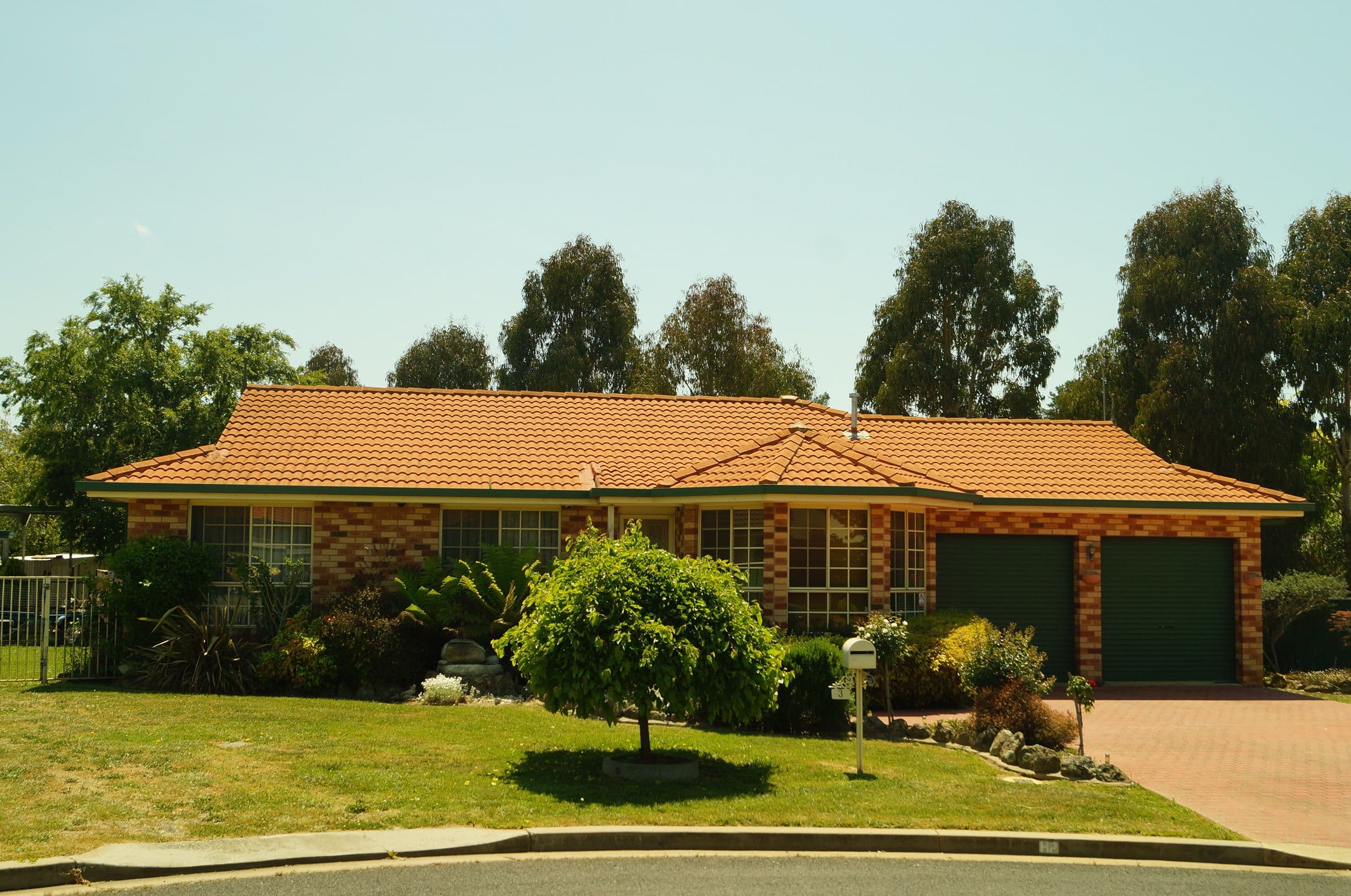 3 Digby Close, Orange - Image 1