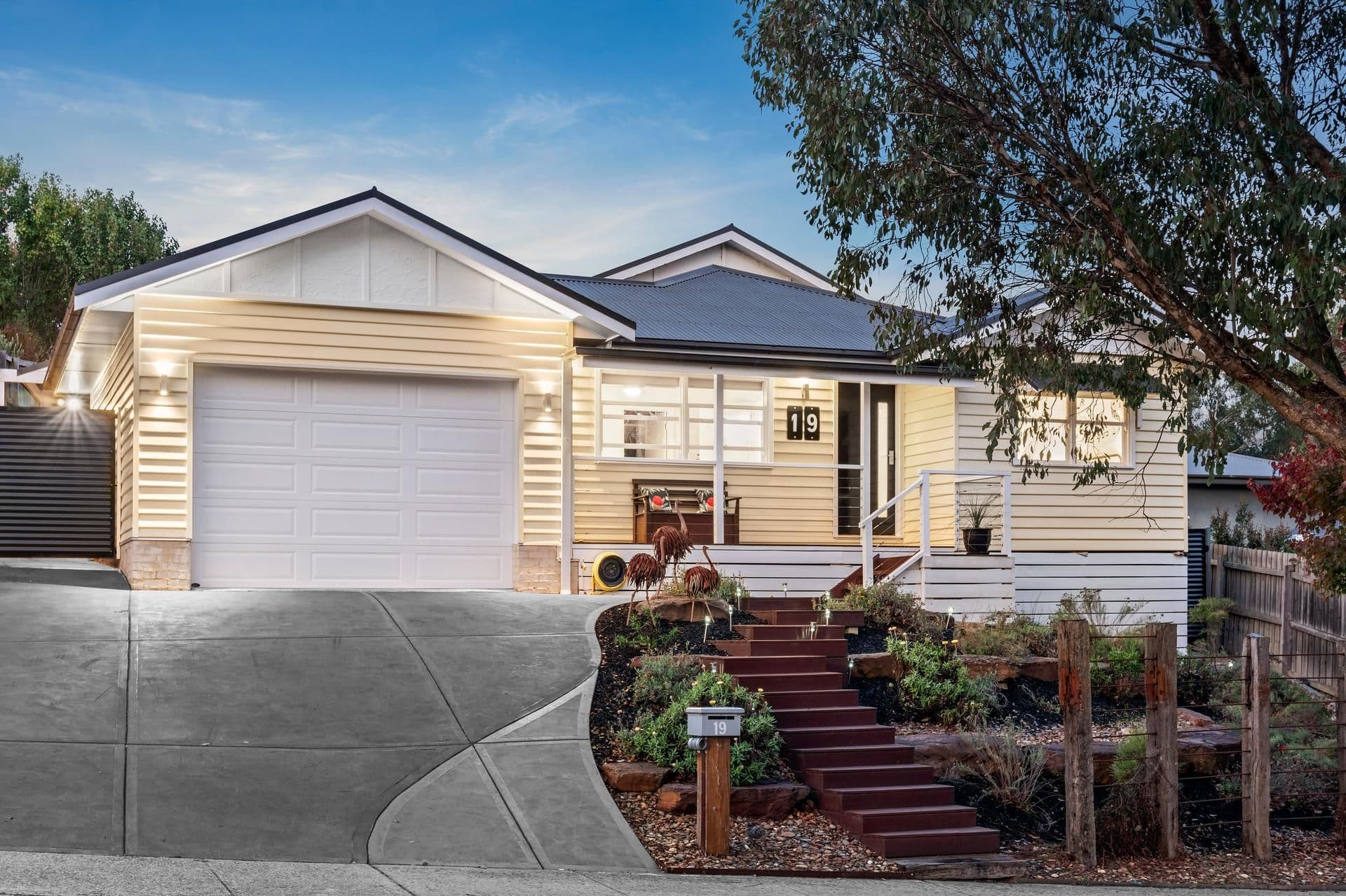 19 Luscombe Drive, Diamond Creek VIC 3089, Diamond Creek - Image 1