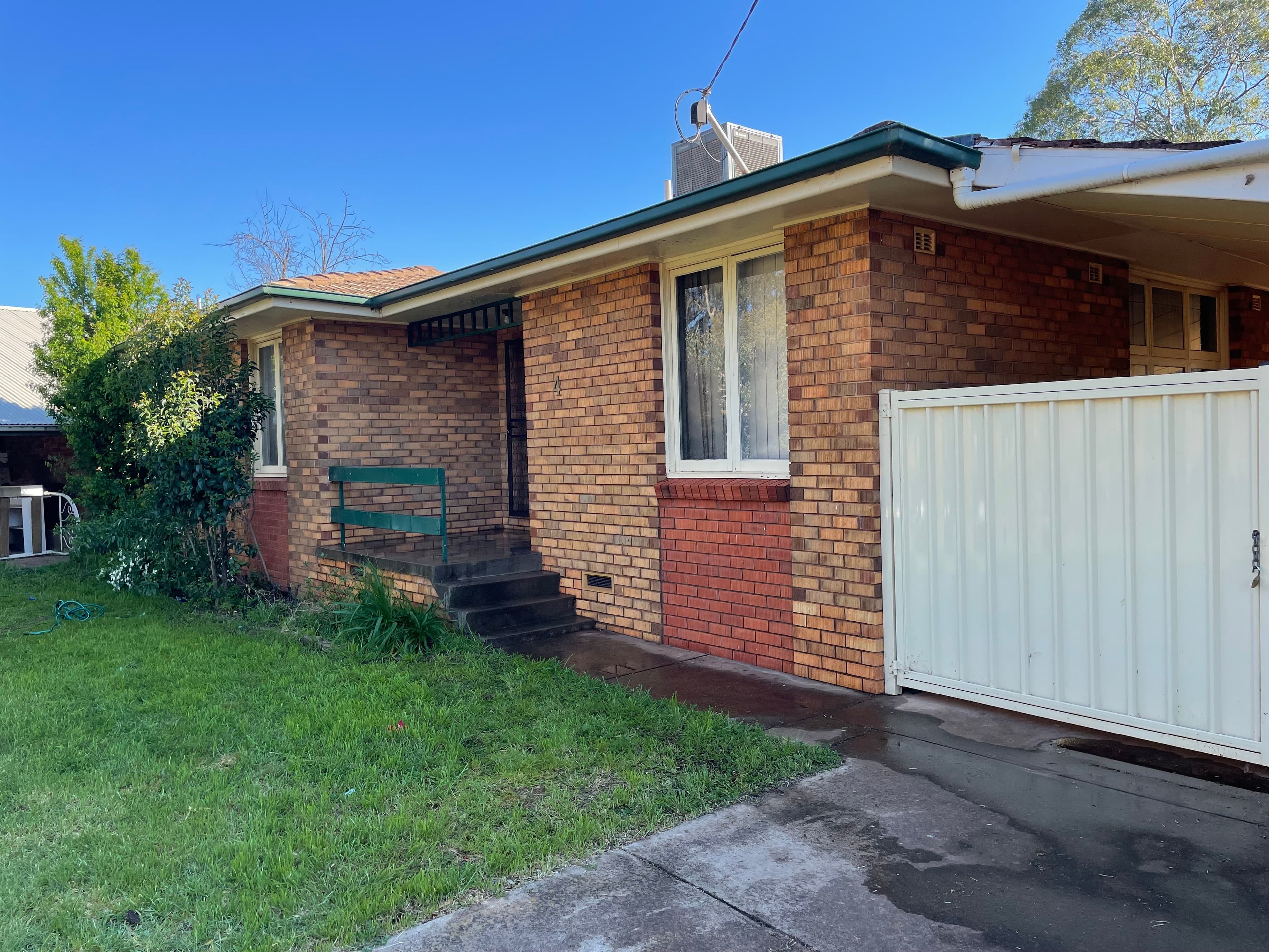 4 Mccudden Street, Griffith NSW 2680, Griffith - Image 1