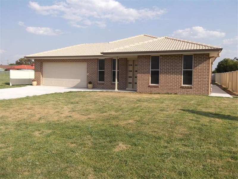 10 Mirage Drive, COWRA NSW 2794, Cowra - Image 1