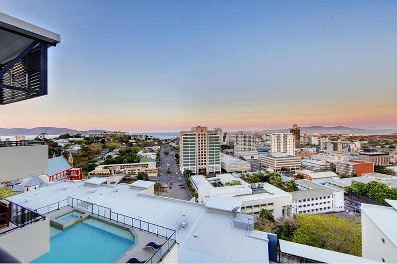 1 Stanton Terrace, TOWNSVILLE CITY QLD 4810, Townsville City - Image 1