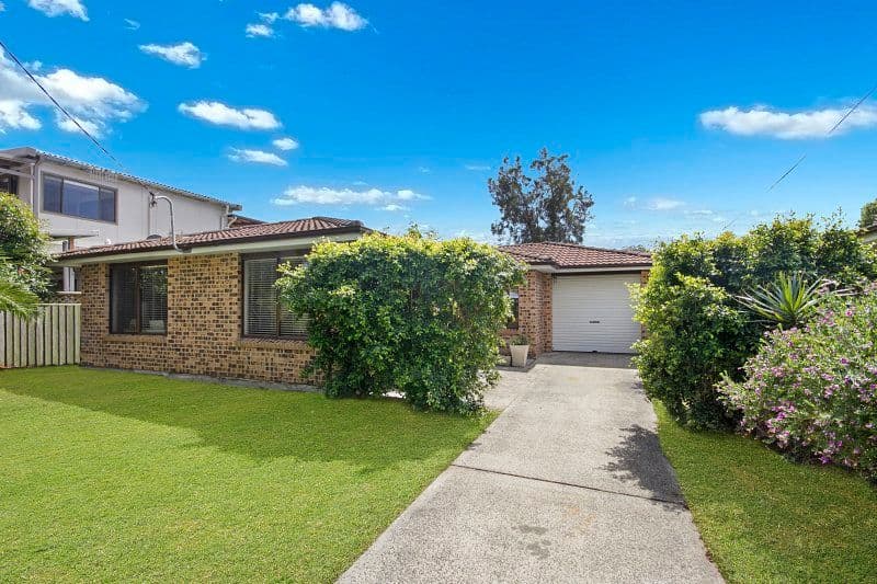 21 Morton Crescent, Davistown - Image 1