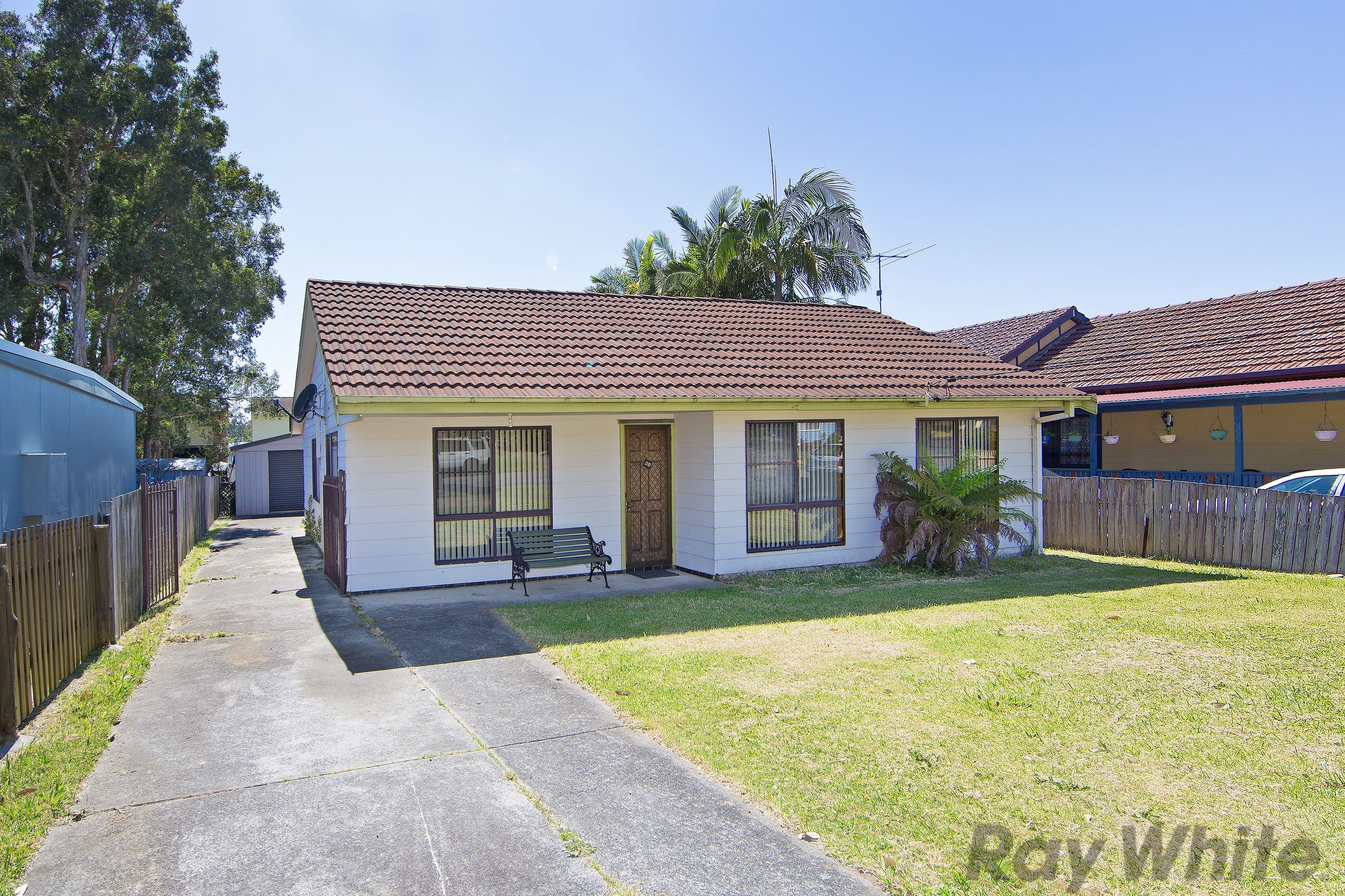 41 Delia Avenue, Budgewoi - Image 1