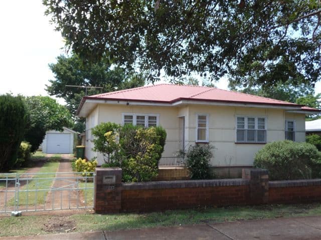13 Warwick Street, HARRISTOWN QLD 4350, Harristown - Image 1