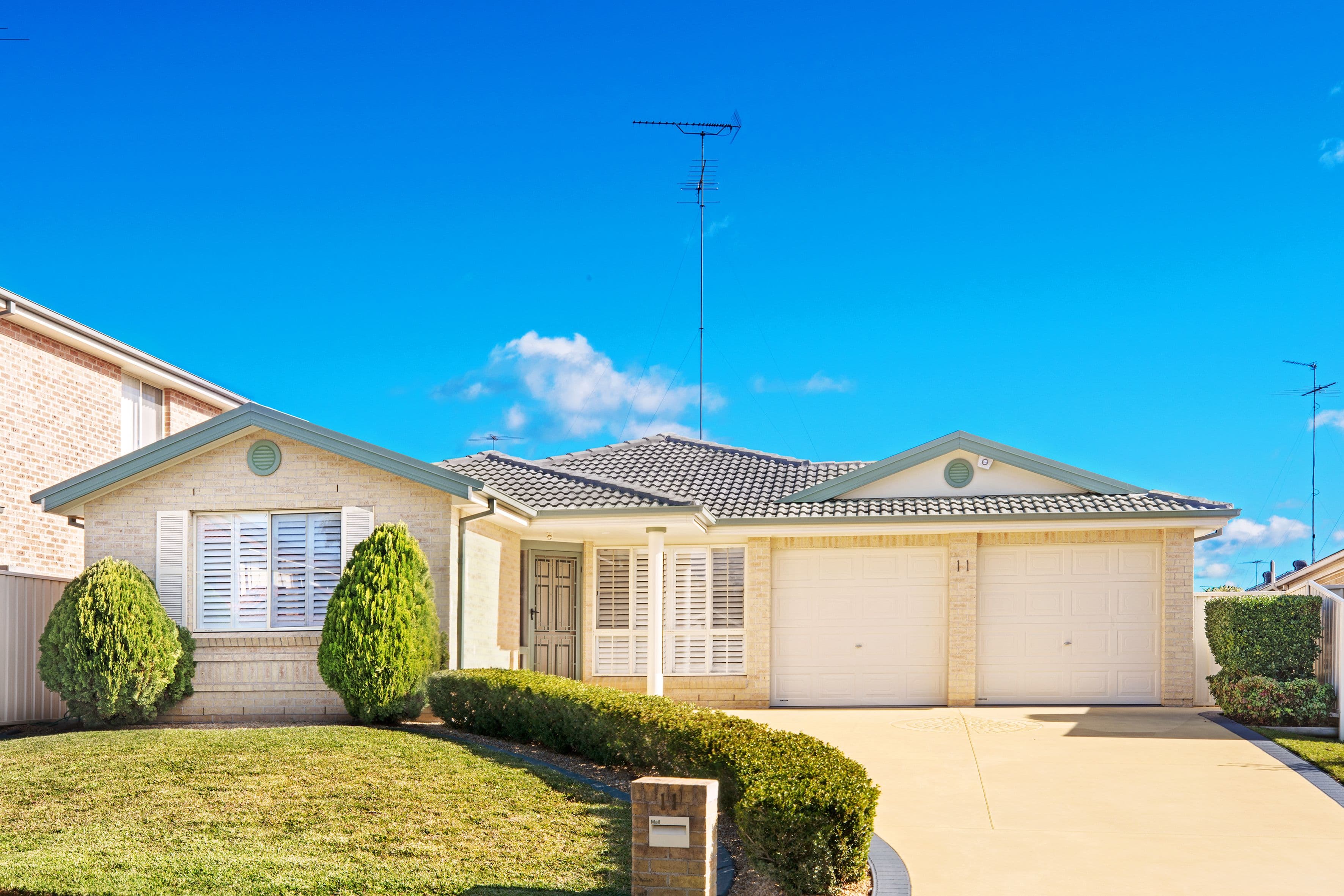 11 Kingsfield Avenue, Glenmore Park NSW 2745, Glenmore Park - Image 1