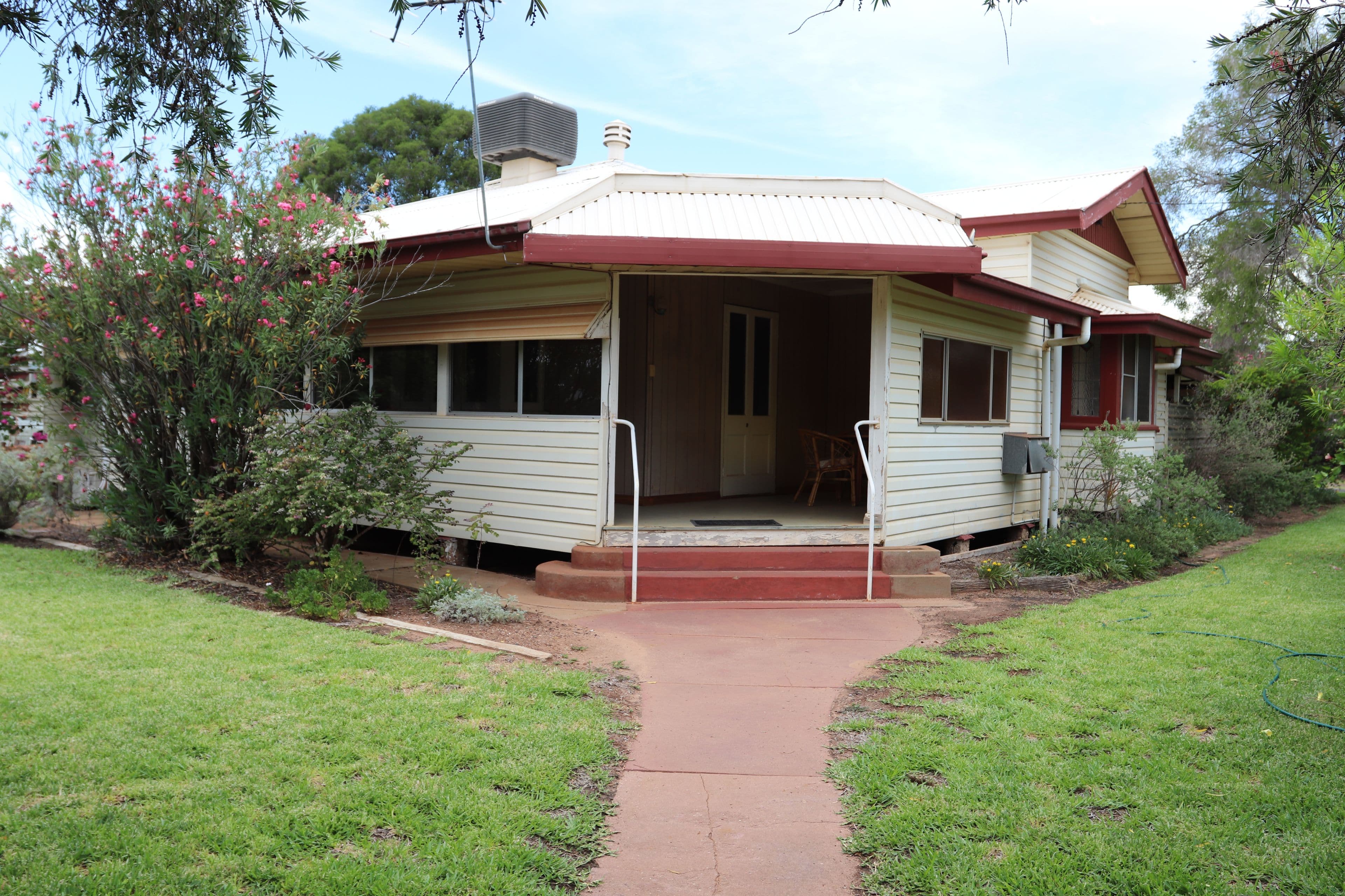 151 King Street, Charleville QLD 4470, Charleville - Image 1