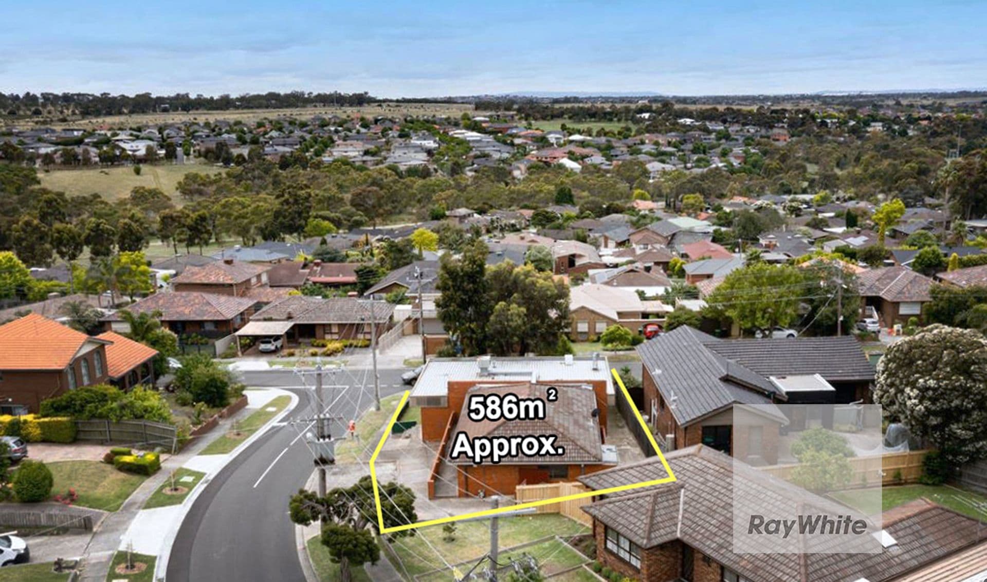 71 Bamford Avenue, Westmeadows VIC 3049, Westmeadows - Image 1