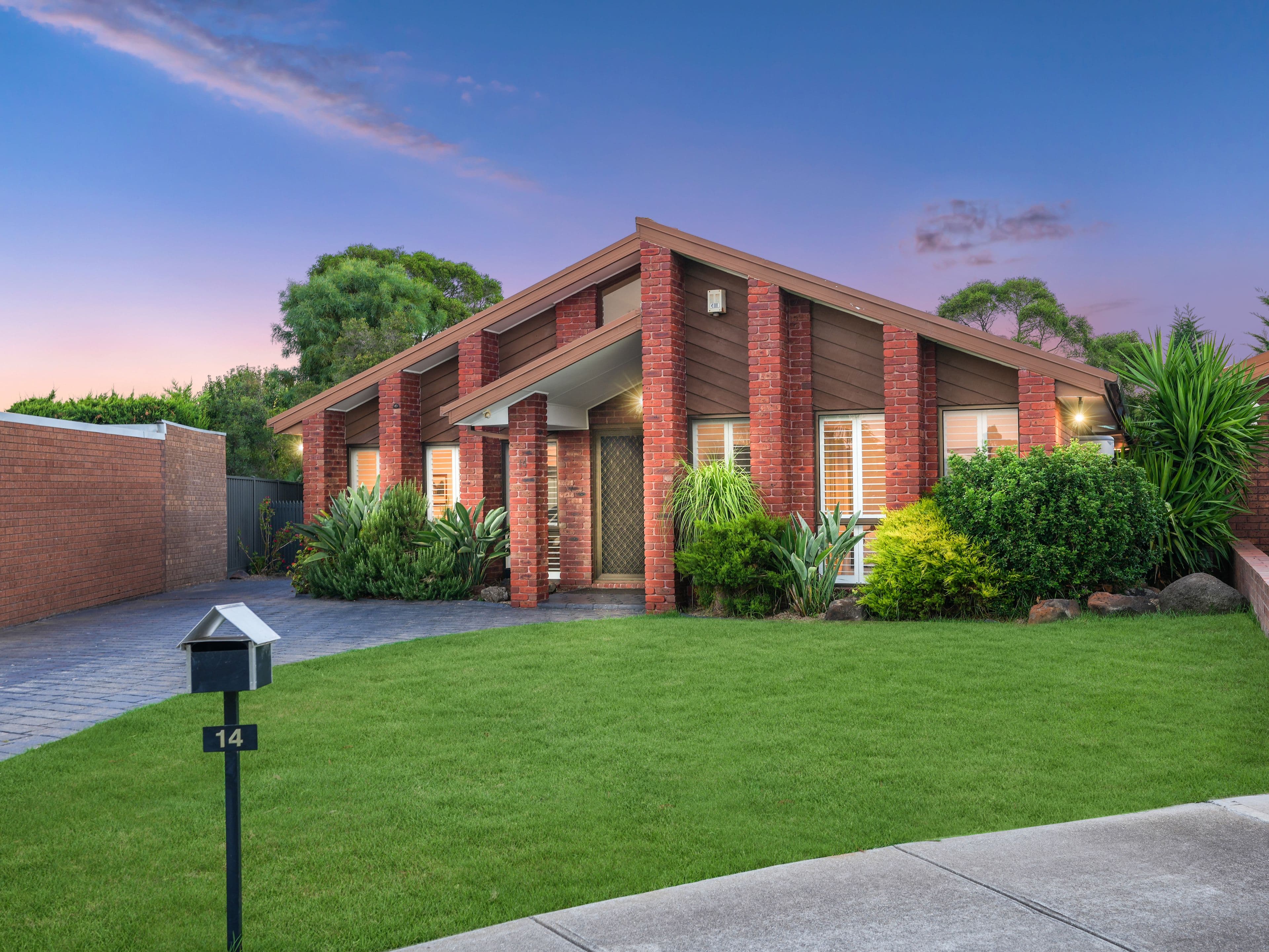 14 Wakatipu Court, Taylors Lakes VIC 3038, Taylors Lakes - Image 1