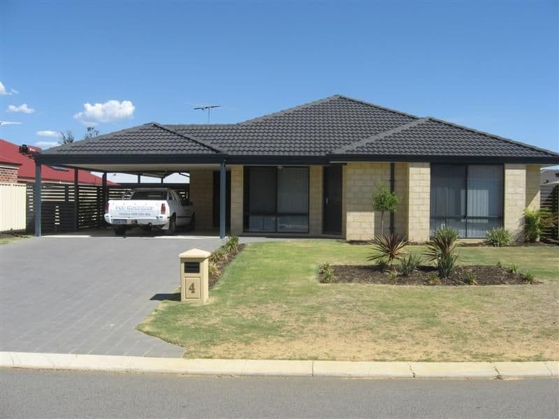 4 Pinker Crescent, MAIDA VALE WA 6057, Maida Vale - Image 1
