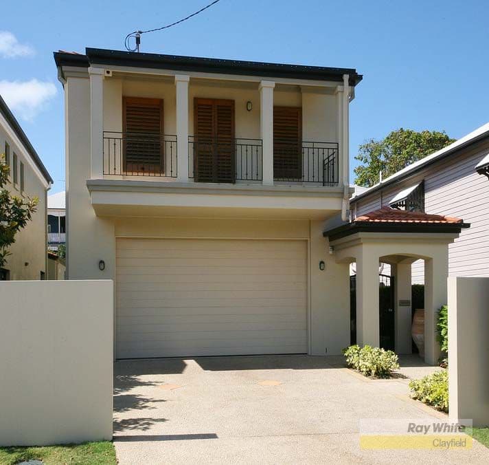 102 Barlow Street, CLAYFIELD QLD 4011, Clayfield - Image 1