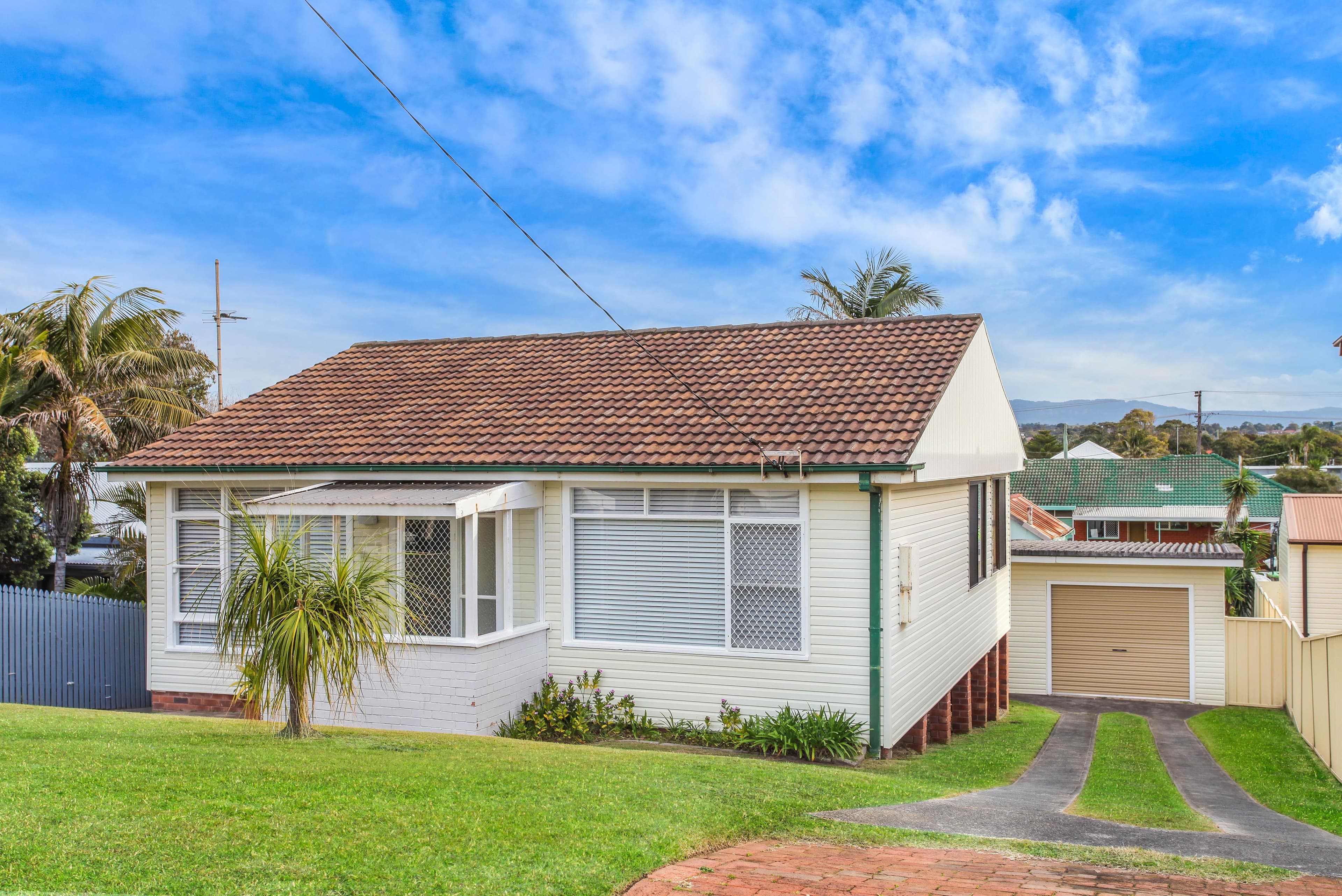 104 Little Lake Crescent, Warilla - Image 1