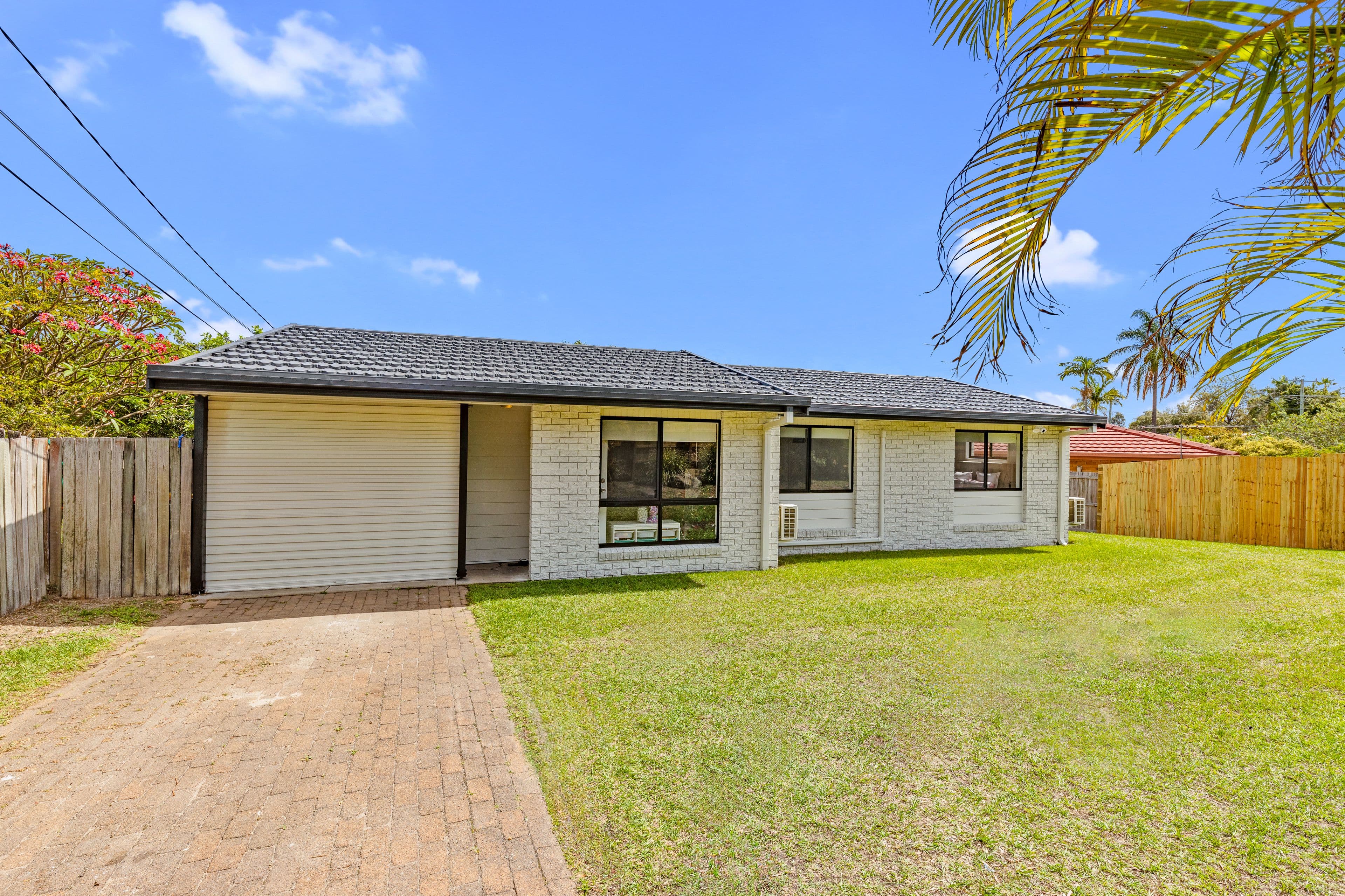 5 KAROOM Drive, Glenfield Park, Glenfield Park - Image 1
