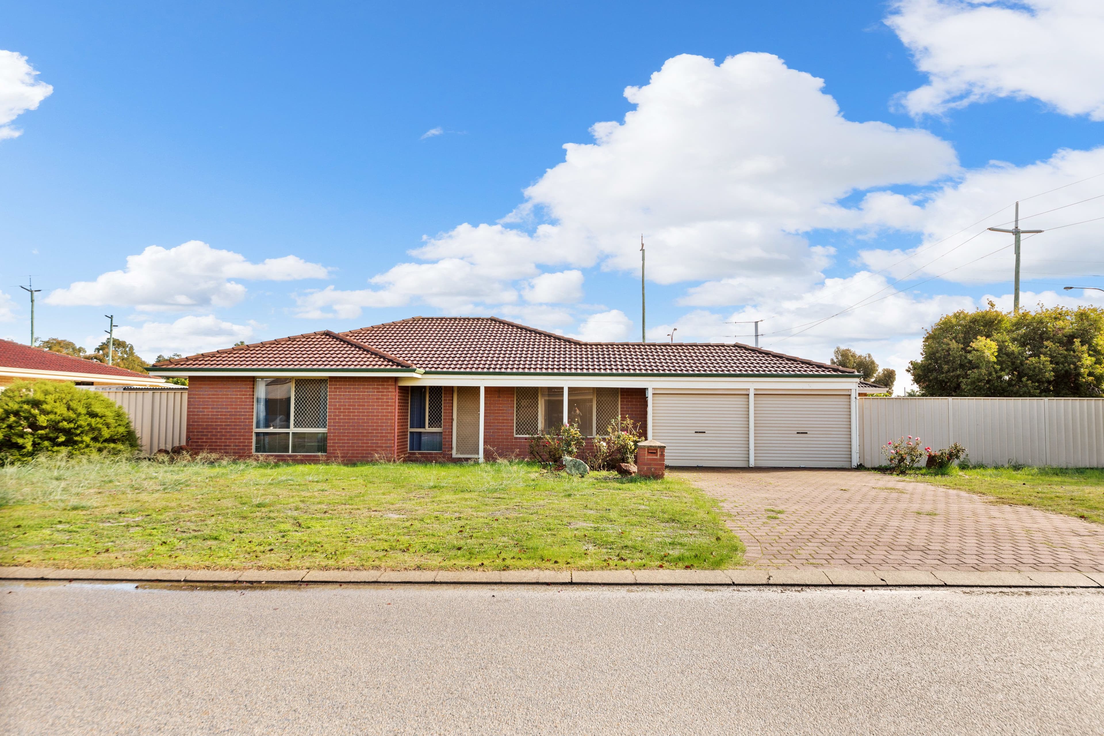 1 Brunswick Road, Thornlie WA 6108, Thornlie - Image 1