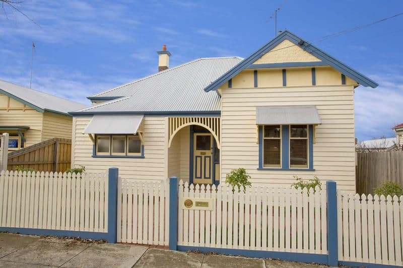 17 Bourke Crescent, GEELONG VIC 3220, Geelong - Image 1