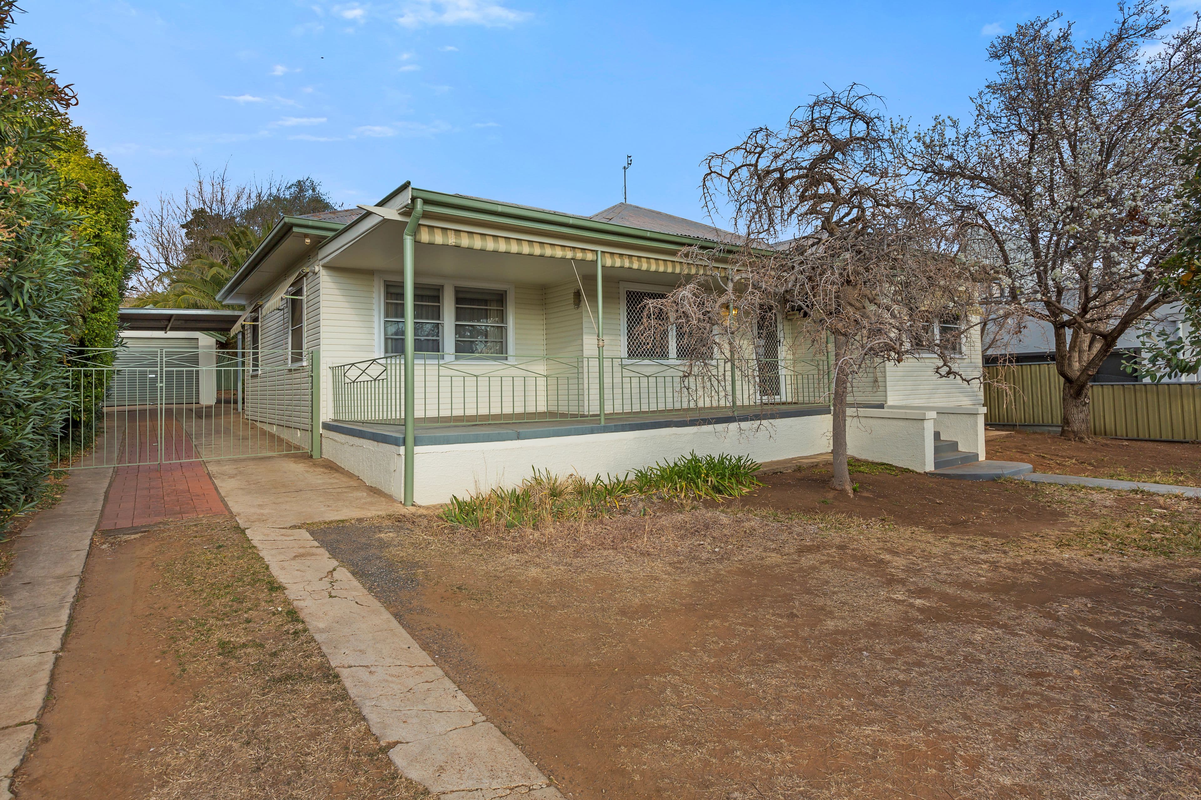 9 Janison Street, Tamworth NSW 2340, Tamworth - Image 1