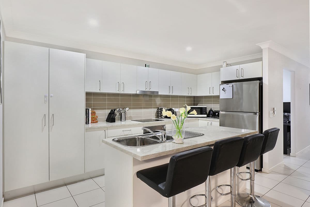 10 Nutmeg Court, Birkdale QLD 4159, Birkdale - Image 1