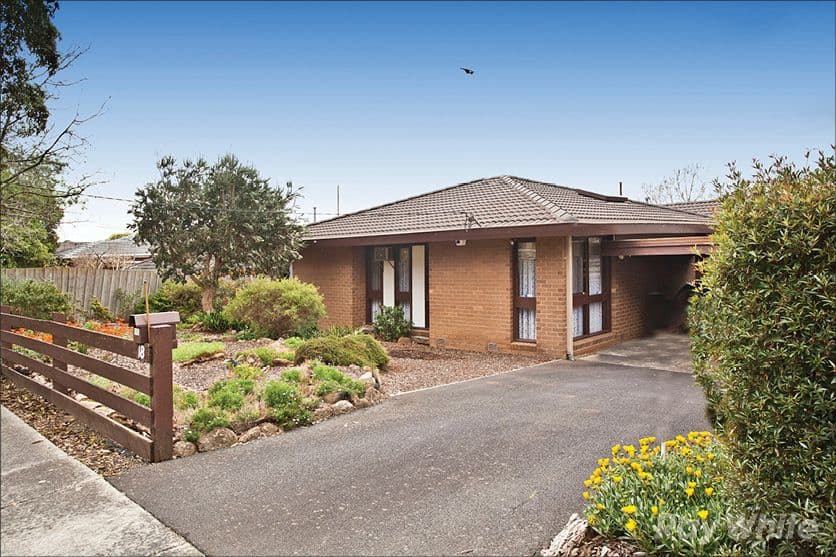 18 Compton Street, GLEN WAVERLEY VIC 3150, Glen Waverley - Image 1