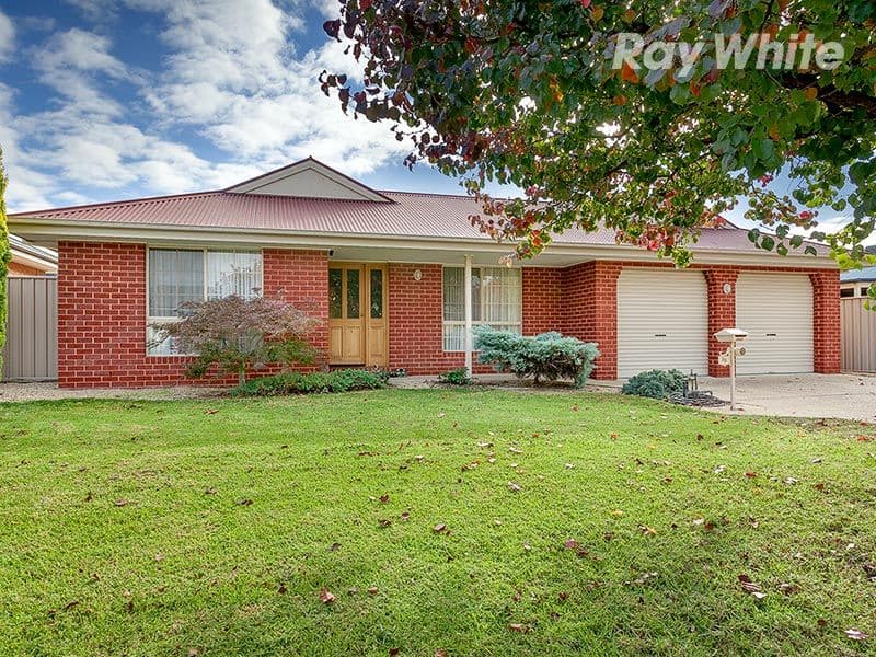 33 Ambrose Crescent, WODONGA VIC 3690, West Wodonga - Image 1