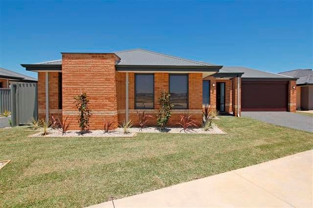 69 Yellowwood Avenue, PIARA WATERS WA 6112, Piara Waters - Image 1