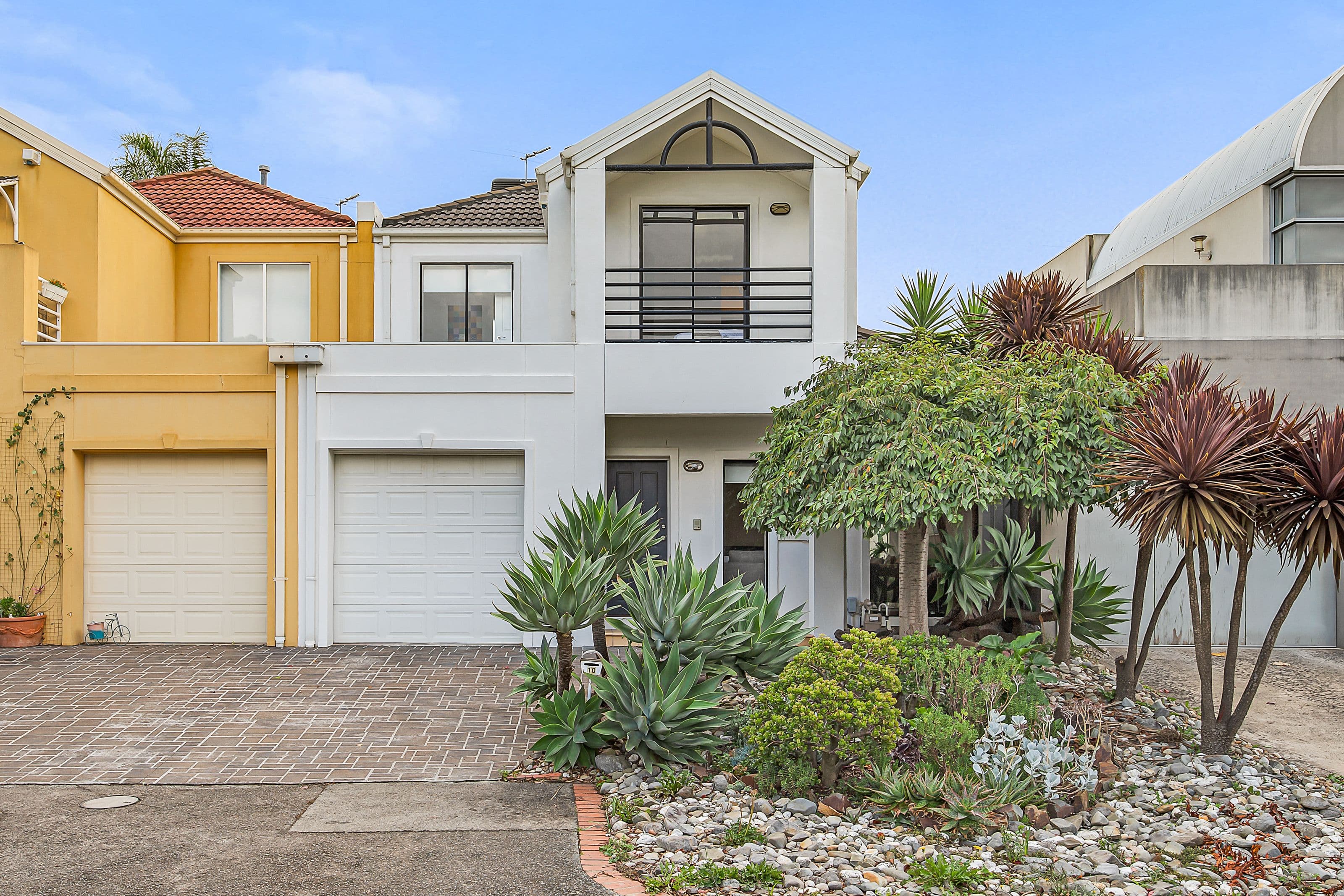 10 Margaret Gray Close, Glen Waverley VIC 3150, Glen Waverley - Image 1