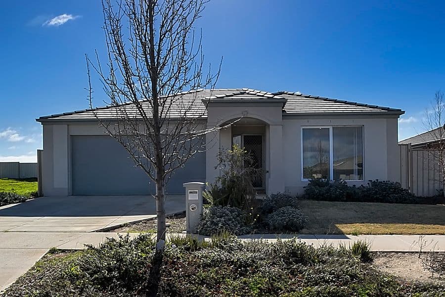 3 Riverina Boulevard, BROOKFIELD VIC 3338, Brookfield - Image 1