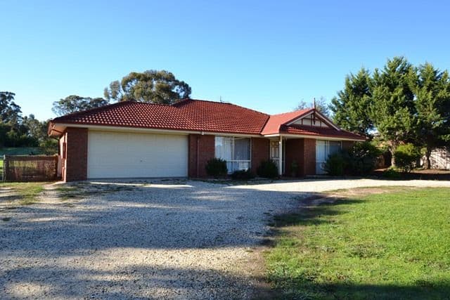 74 Avenel Road, SEYMOUR VIC 3660, Seymour - Image 1