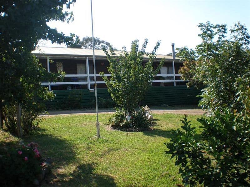 11 Cooke Drive, PYALONG VIC 3521, Pyalong - Image 1