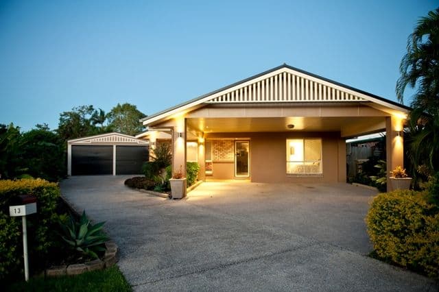 13 Windsor Street, GLENELLA QLD 4740, Glenella - Image 1