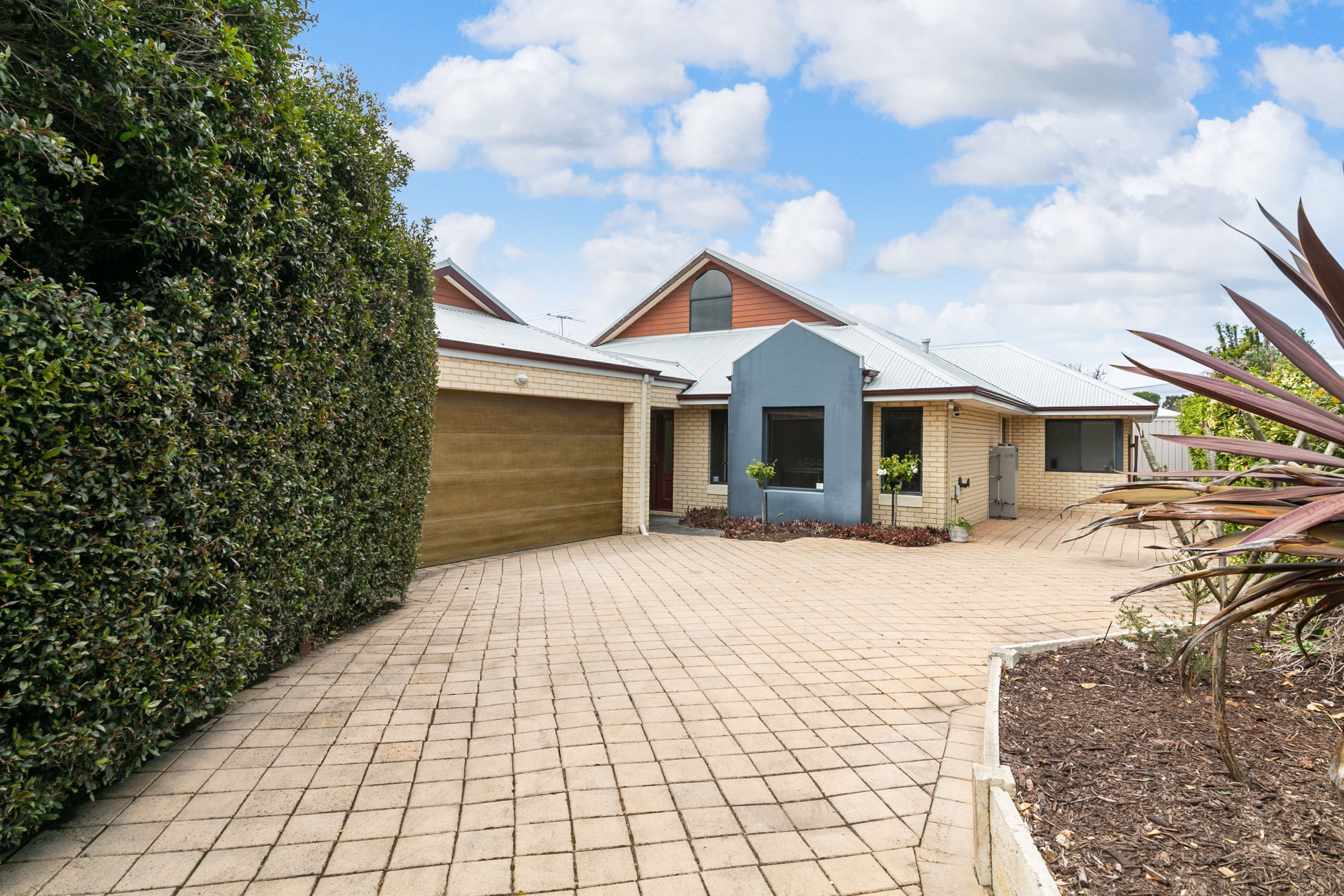 8A Hayward Way, Myaree WA 6154, Myaree - Image 1