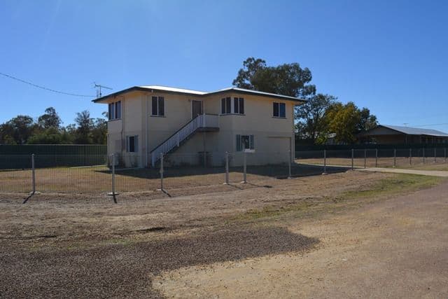 3 Carnation Street, Blackall QLD 4472, Blackall - Image 1