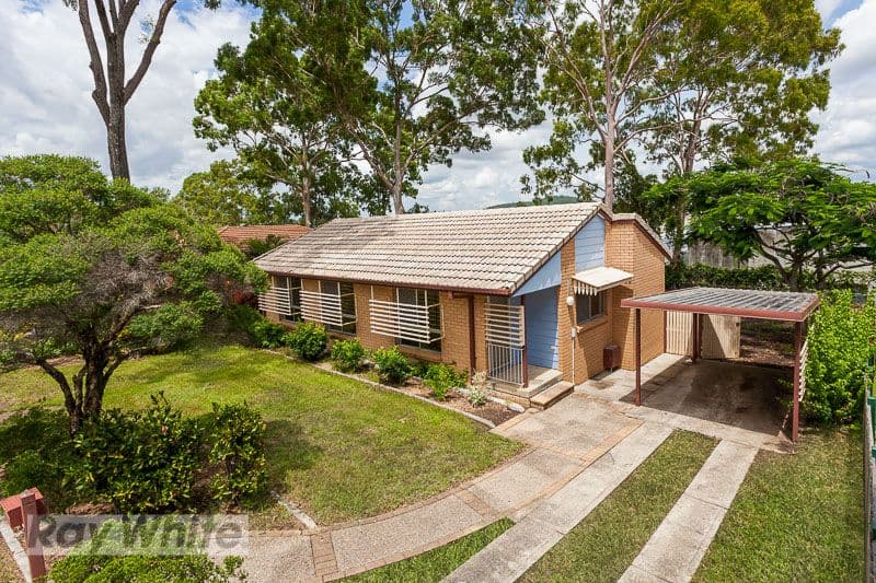 11 Moeller Street, Mansfield QLD 4122, Mansfield - Image 1