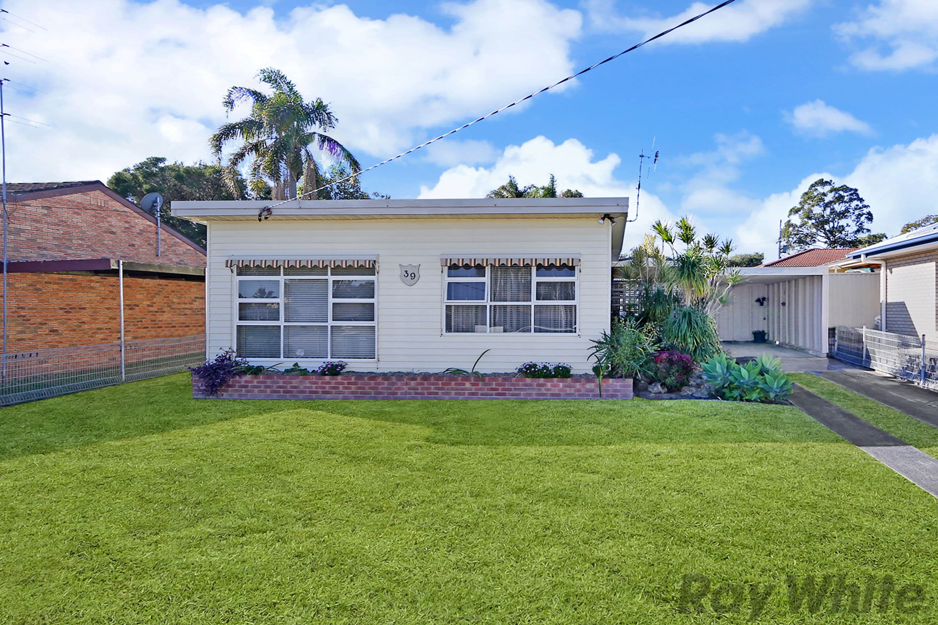 39 Perouse Avenue, San Remo - Image 1