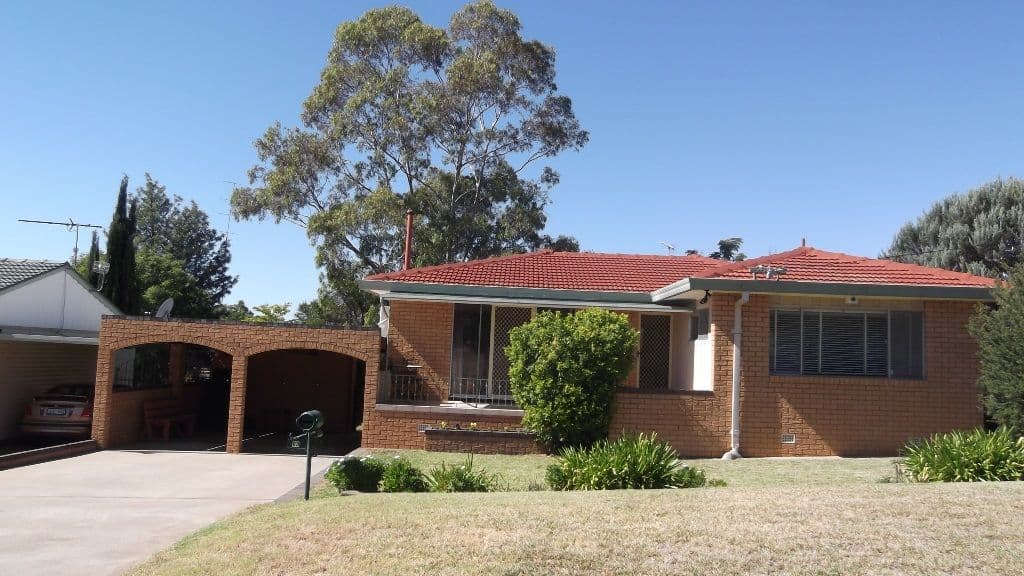 83 Oak Street, TAMWORTH NSW 2340, South Tamworth - Image 1
