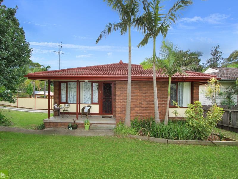 4 Kotara Crescent, Unanderra - Image 1