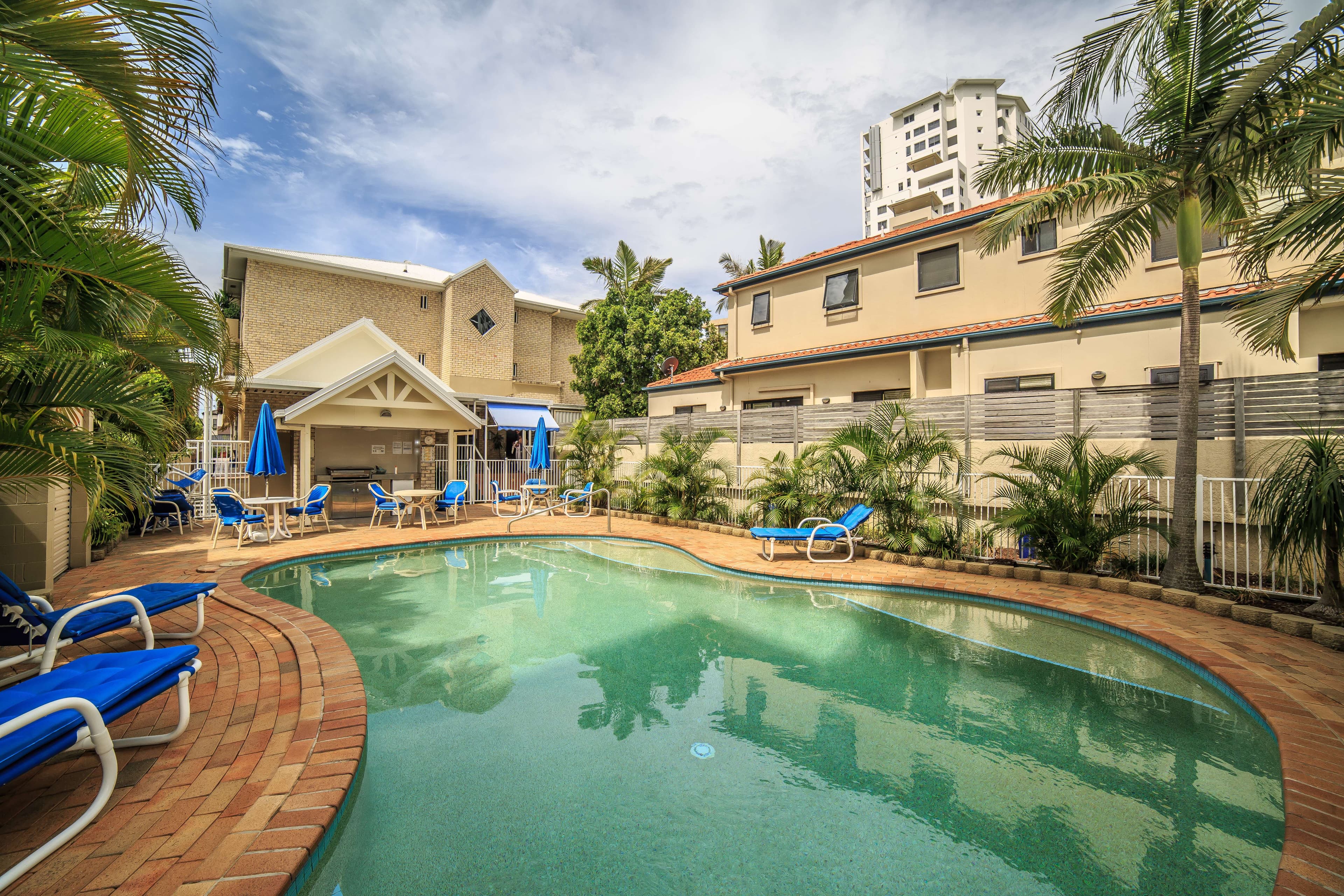43 Cypress Avenue, Surfers Paradise QLD 4217, Surfers Paradise - Image 1