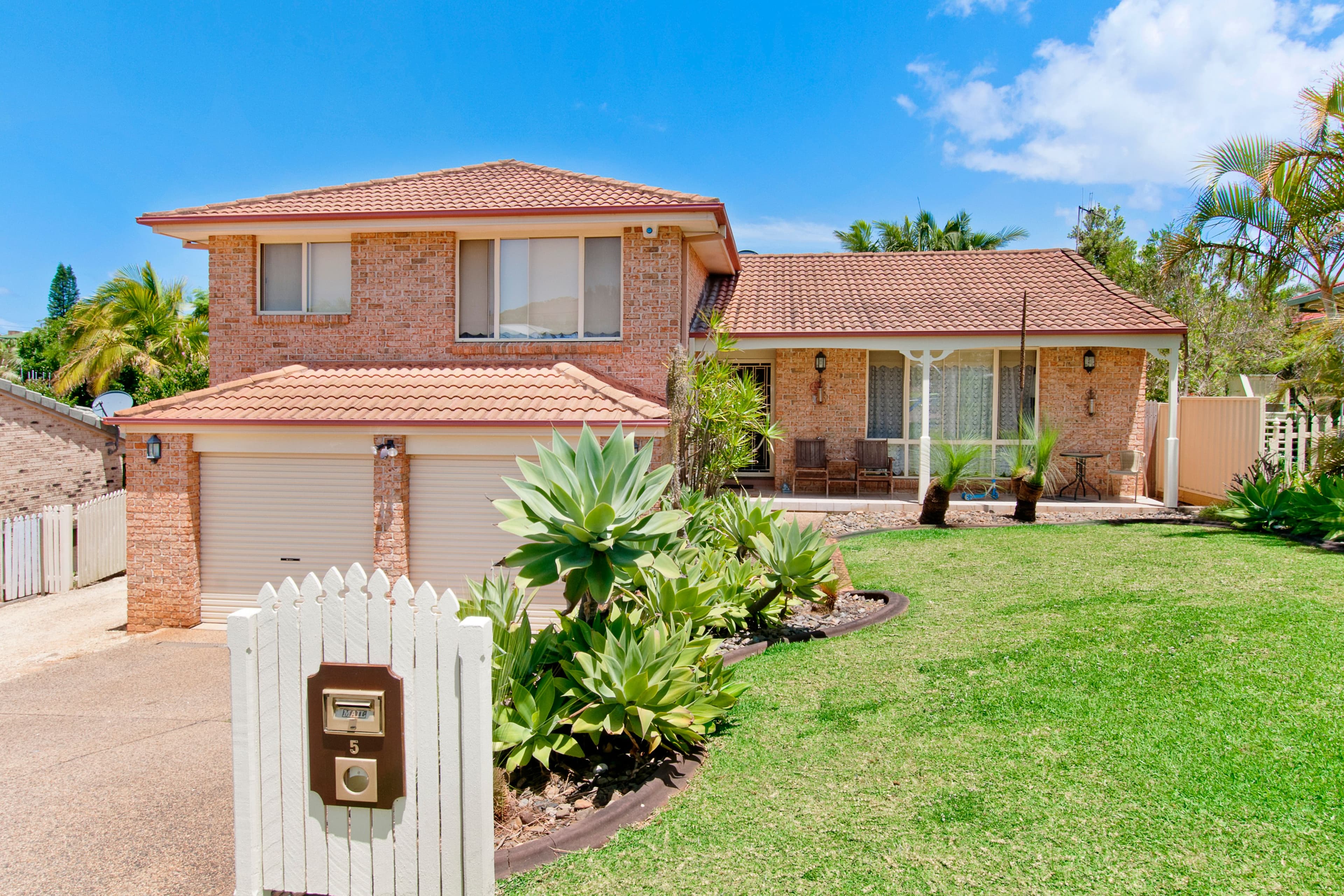 5 Mariners Way, Oakhurst - Image 1